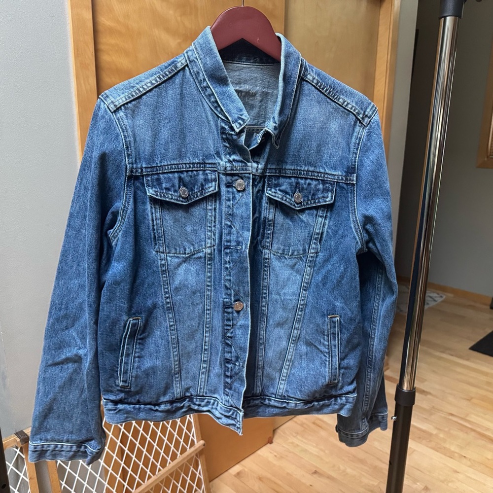 Gap Classic Denim Jacket - image 2